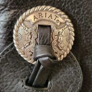 Ariat leather purse, very nice. Two toned, black and brown tooled leather.